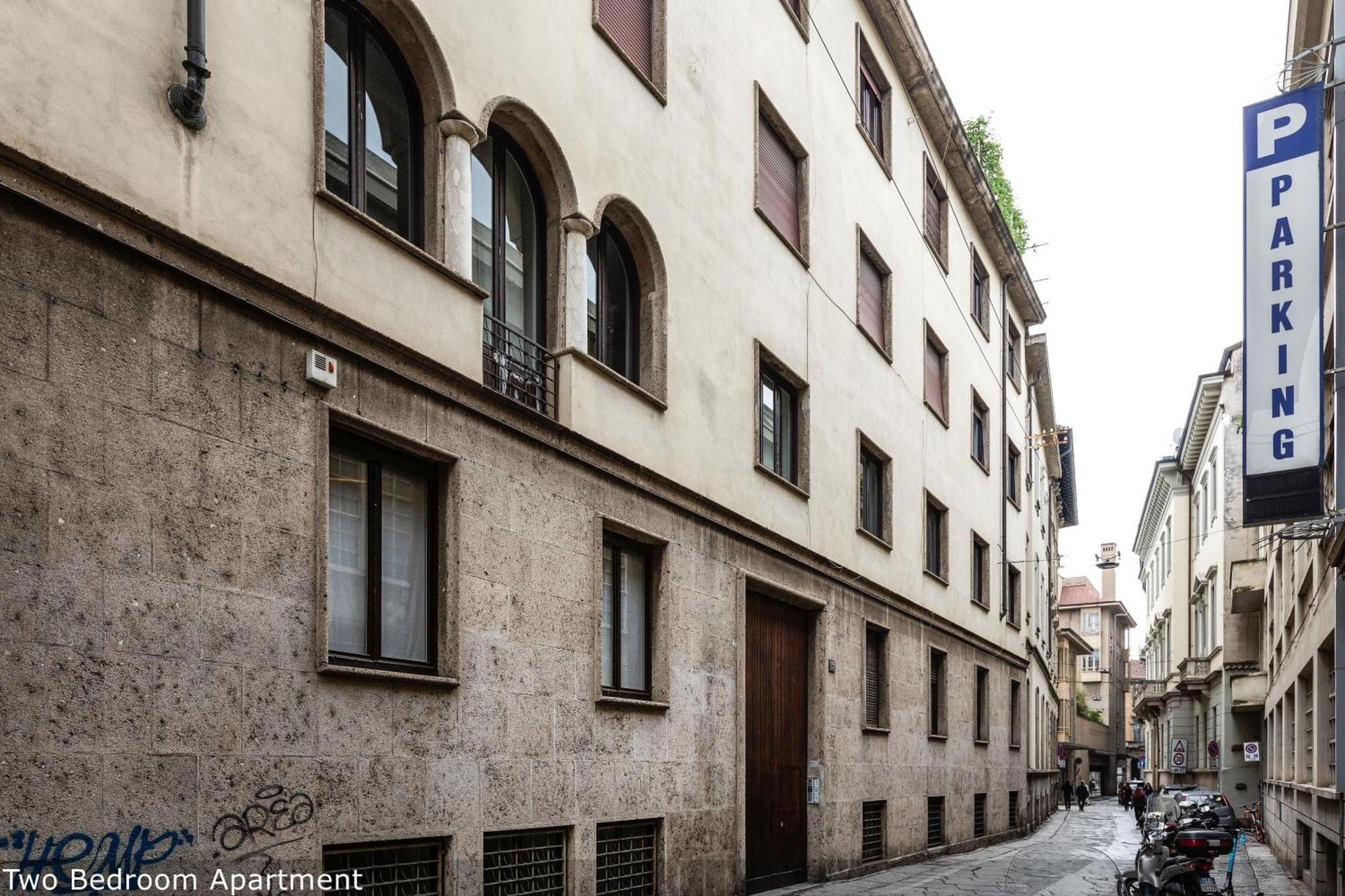 Brera Apartments In Nerino Milan Bagian luar foto